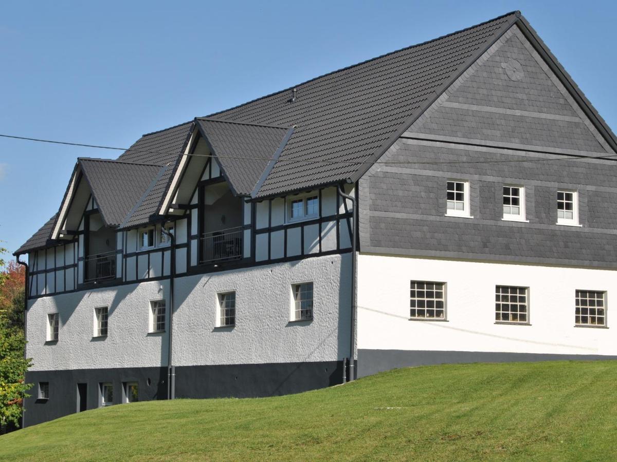 Ferienwohnungen Uebern Hof Schmallenberg Exterior foto